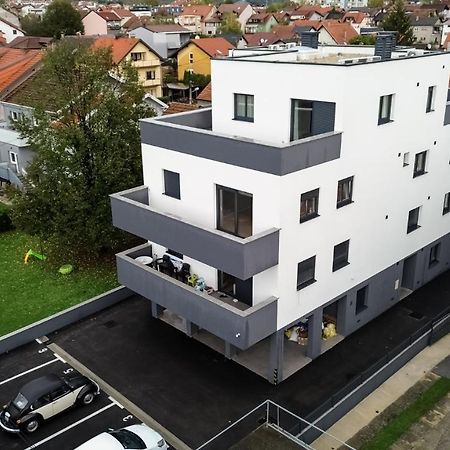 Hugo Apartments ซาเกร็บ ภายนอก รูปภาพ