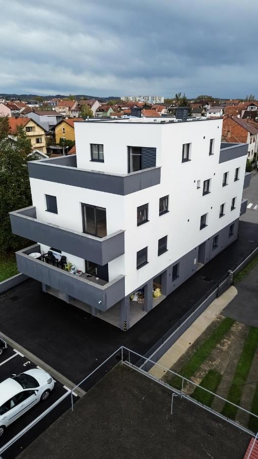 Hugo Apartments ซาเกร็บ ภายนอก รูปภาพ