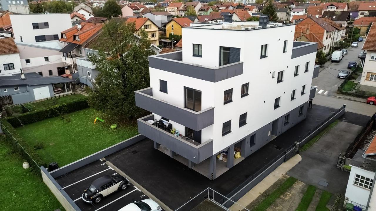 Hugo Apartments ซาเกร็บ ภายนอก รูปภาพ